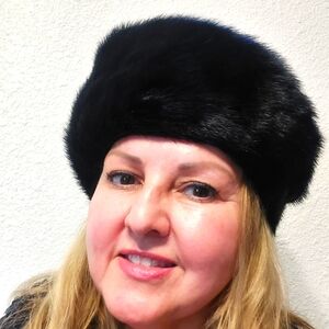 Fur hat